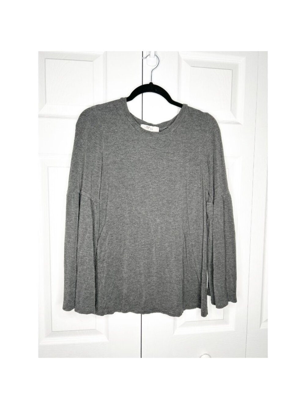 Ripe Grey Long Bell Sleeve Round Neck Maternity Top Shirt Women's Size Medium M